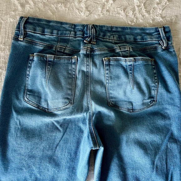 Good American Good Legs Straight - 32 - Picture 3 of 5